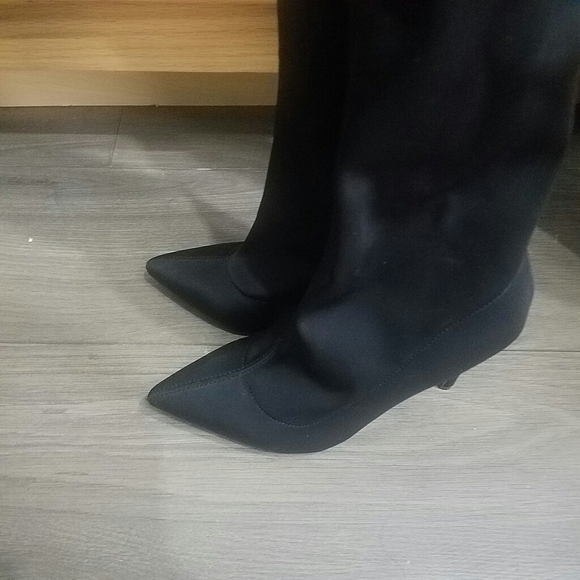 THIGH HIGH BOOTS - Picture 3 of 7